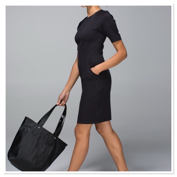 lululemon athletica Dresses & Skirts - Lululemon Power Date Dress Spacer Fabric Black Style W8580S Size 4